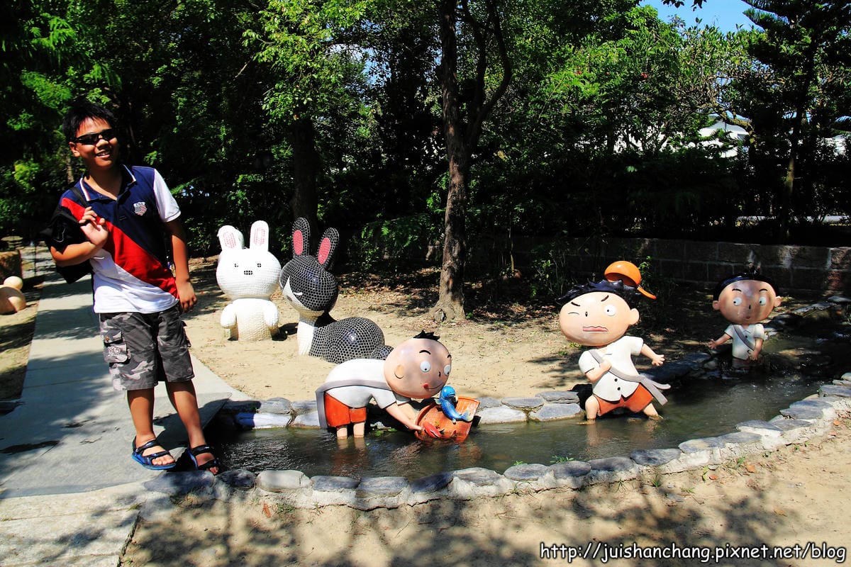 【遊║嘉義新港】板頭村交趾剪粘藝術村～充滿童趣的小村落，來玩抓迷藏吧！