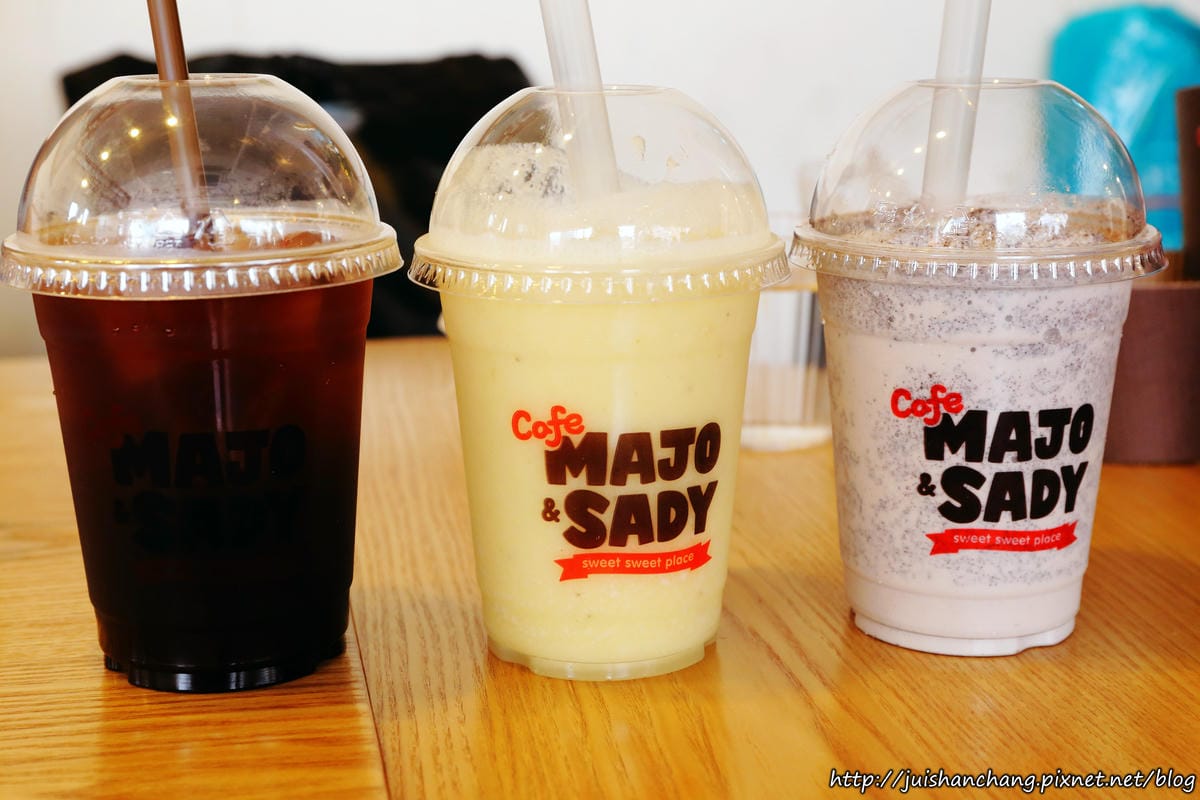 【2014。韓國首爾自由行║東大門站】Cafe MAJO&SADY～大人瘋狂小孩尖叫，獨創可愛卡通主題餐廳