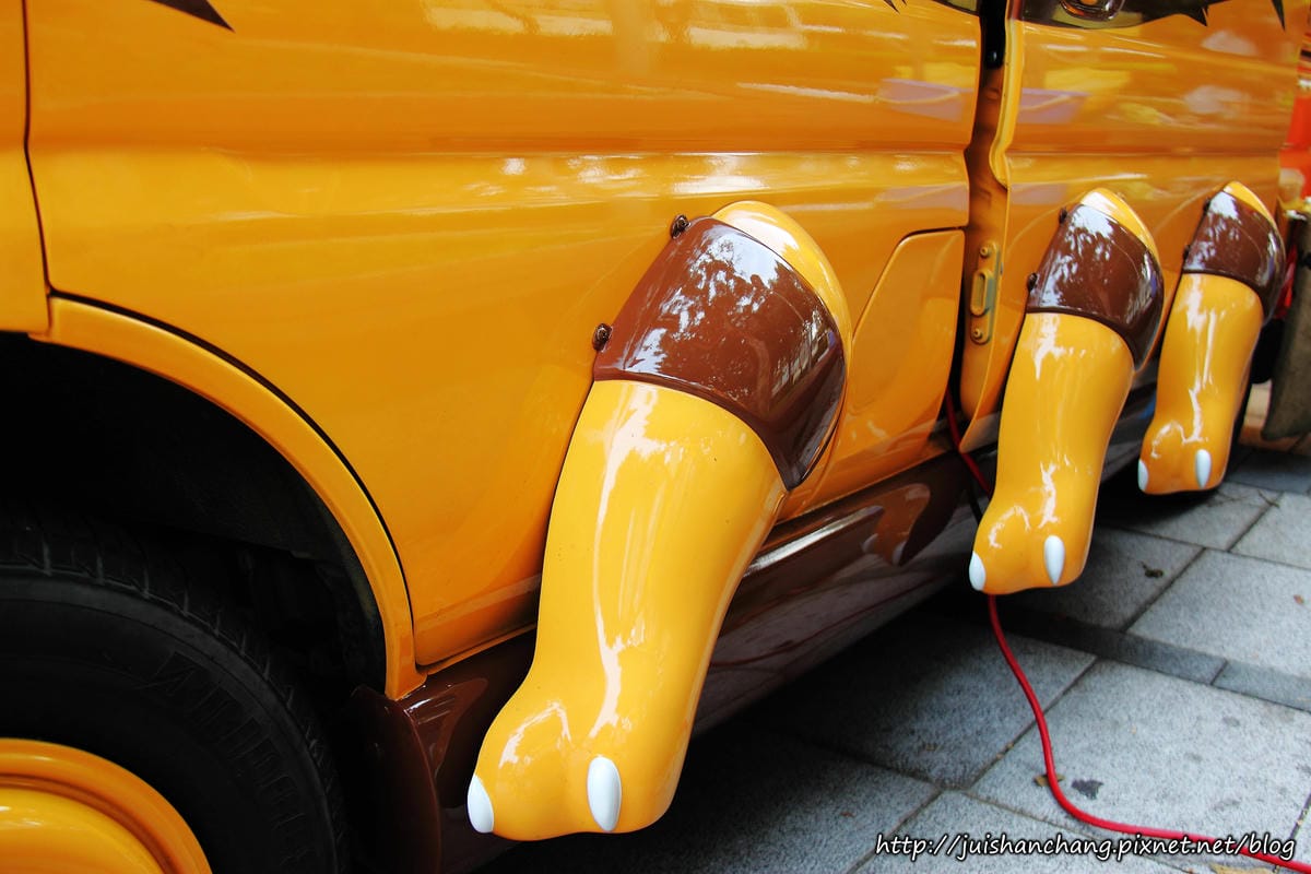 【食║桃園】麥方ㄆㄤˋ咖烘焙坊～龍貓再現？！超卡哇伊龍貓胖卡街頭啪啪走？！