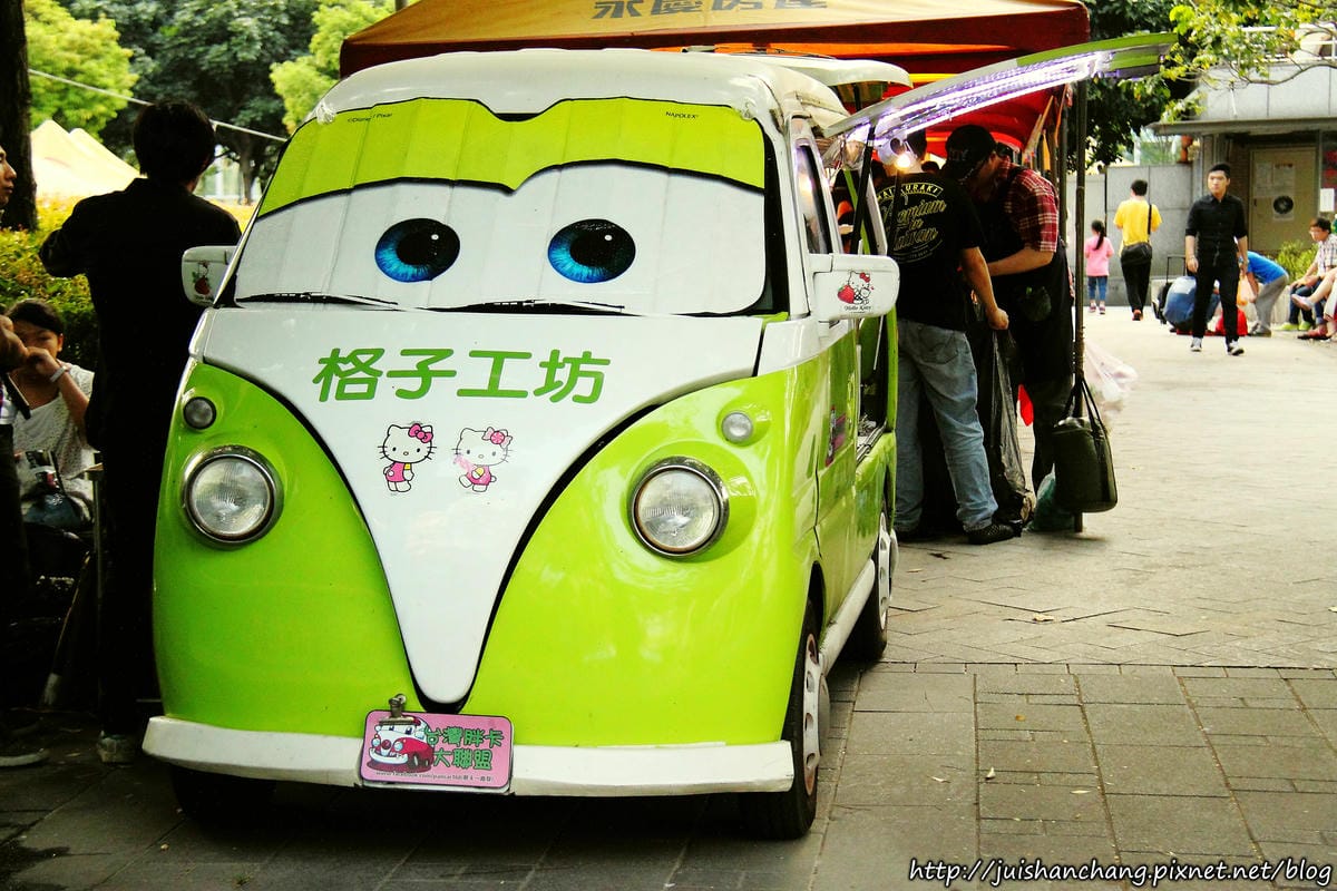 【食║桃園】麥方ㄆㄤˋ咖烘焙坊～龍貓再現？！超卡哇伊龍貓胖卡街頭啪啪走？！