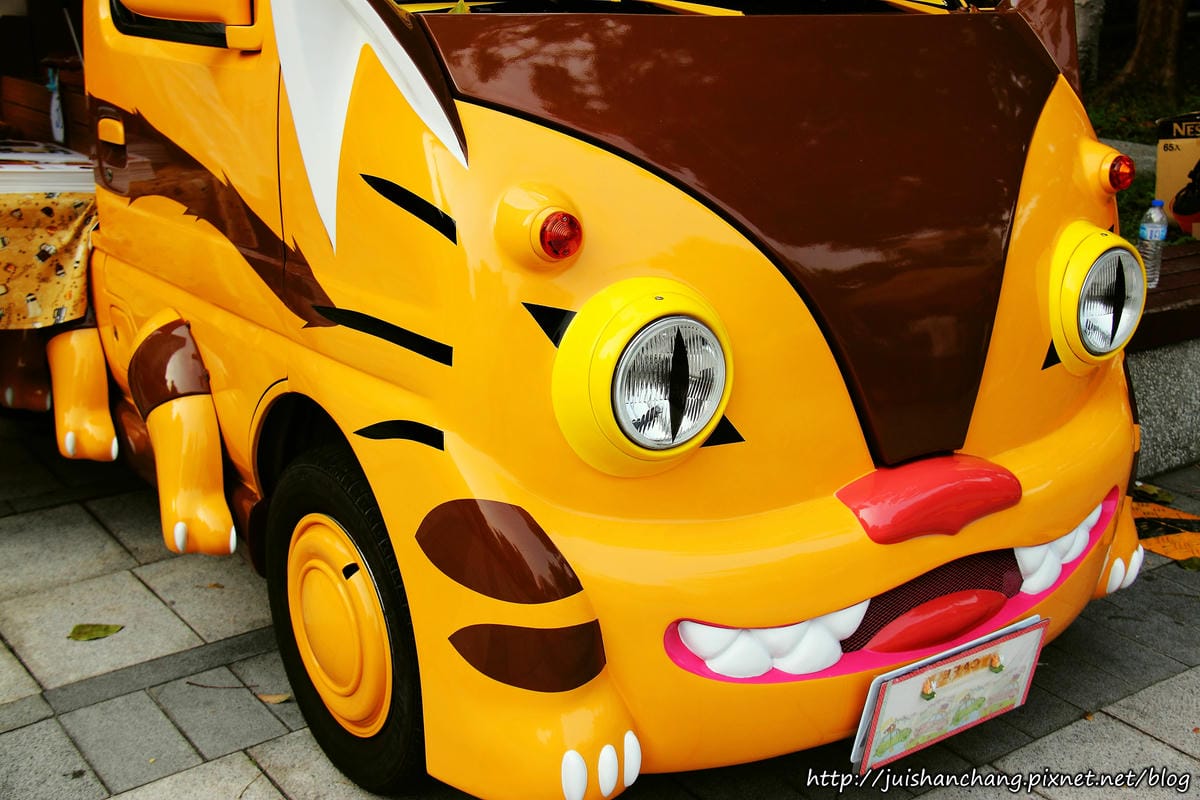 【食║桃園】麥方ㄆㄤˋ咖烘焙坊～龍貓再現？！超卡哇伊龍貓胖卡街頭啪啪走？！