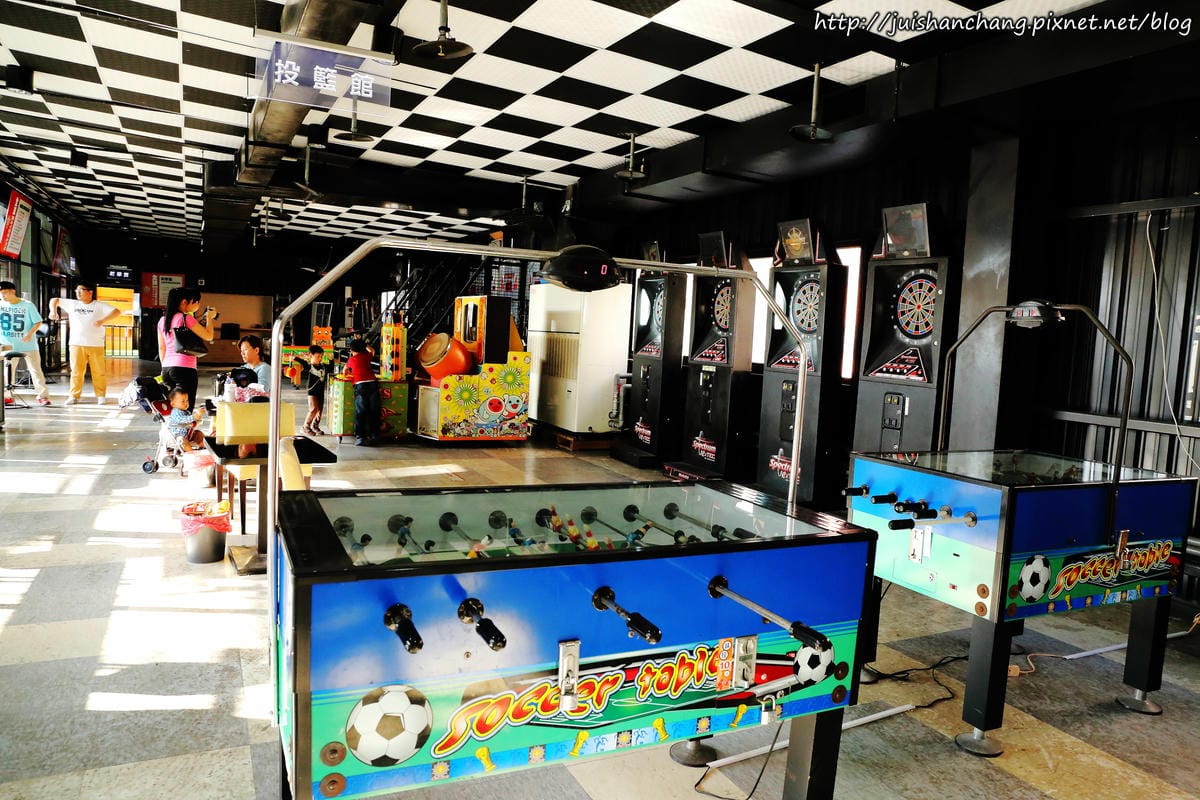 【遊║新北中和】全球複合式休閒館～釣蝦/保齡球/棒球/壘球/射擊/射箭，揪團來運動囉！