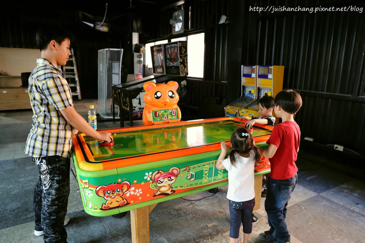 【遊║新北中和】全球複合式休閒館～釣蝦/保齡球/棒球/壘球/射擊/射箭，揪團來運動囉！