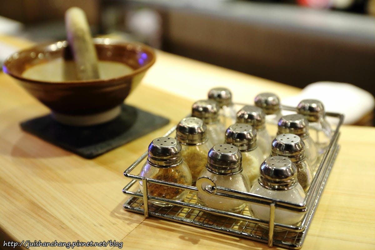 【食║台北】漁聞樂。壽司割烹～漁港鮮活直送，頂級無菜單的日式創意料理！