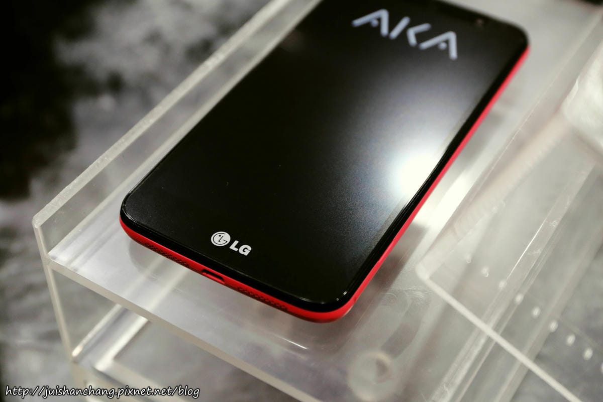 【體驗║新竹】 亞護奇膜-3C 專業包膜〜手機『鍍膜』防水，機不可濕！