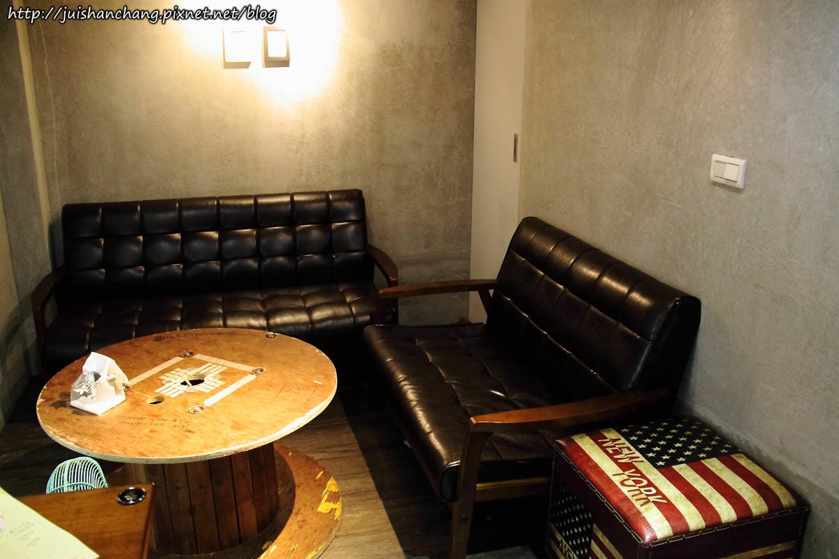 【食║宜蘭】朝日吐司部〜羅東夜市旁發現炭烤吐司！