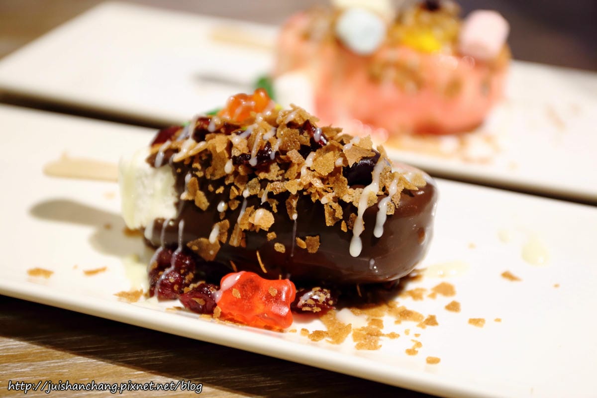 【食║台北】C.C. KISS Coffee&Cake〜可愛的鑄鐵鍋麵包們，皮脆心軟，棒！