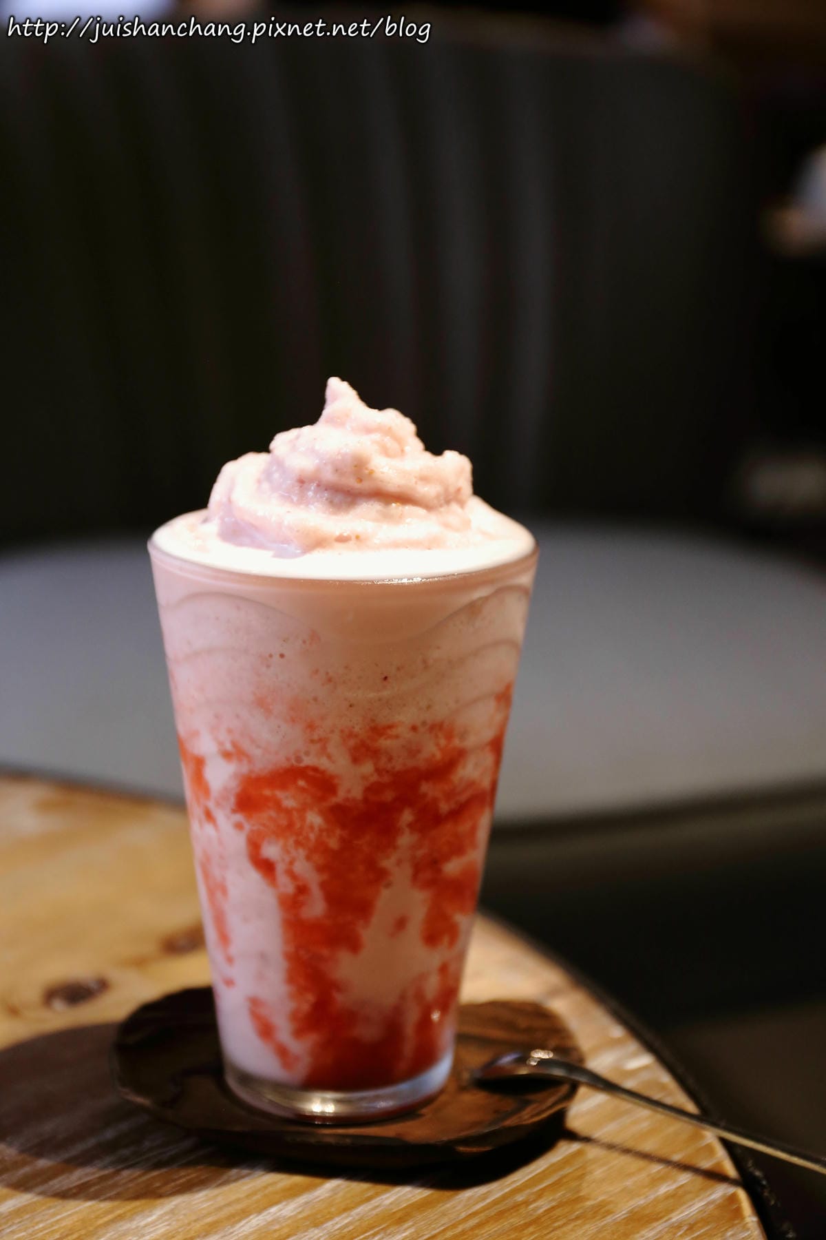 【食║台北】C.C. KISS Coffee&Cake〜可愛的鑄鐵鍋麵包們，皮脆心軟，棒！