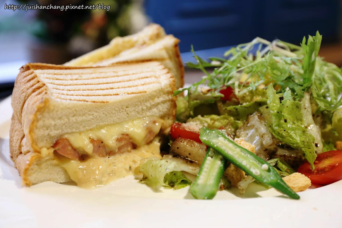 【食║台北】C.C. KISS Coffee&Cake〜可愛的鑄鐵鍋麵包們，皮脆心軟，棒！