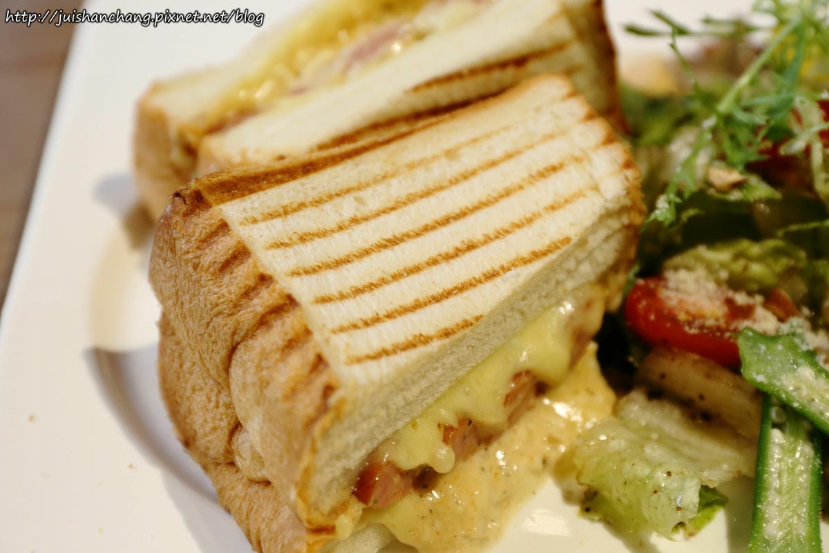 【食║台北】C.C. KISS Coffee&Cake〜可愛的鑄鐵鍋麵包們，皮脆心軟，棒！