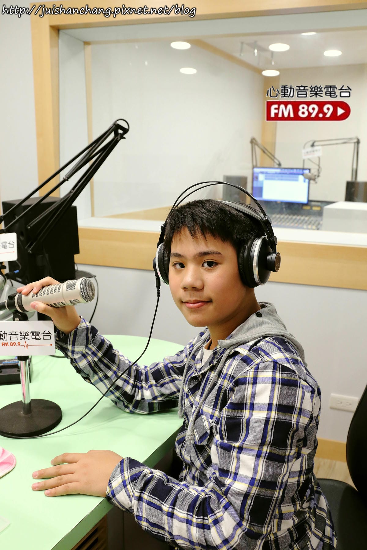 【體驗║桃竹苗】心動音樂電台Pulse FM 89.9〜那些讓人怦然心動的音樂，我的廣播錄音室初體驗