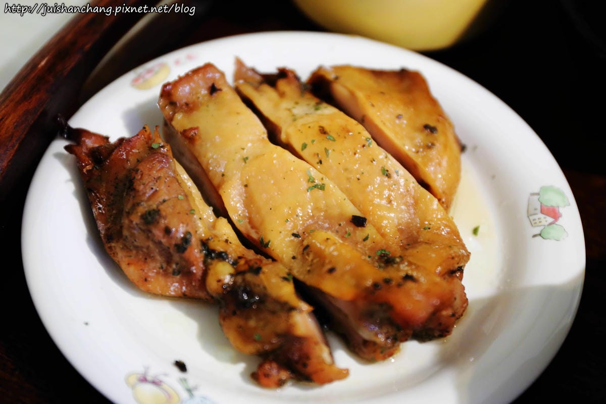 【食║桃園】南美村ㄚ狗ㄚ喵〜寵物友善餐廳。與毛小孩一起品嘗美食(已歇業)