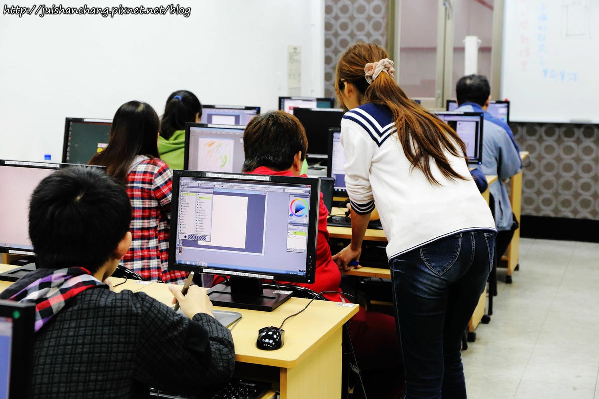 【體驗】聯成電腦專業養成〜手機殼設計講座。邊玩邊學。不會電腦也可以輕鬆上手