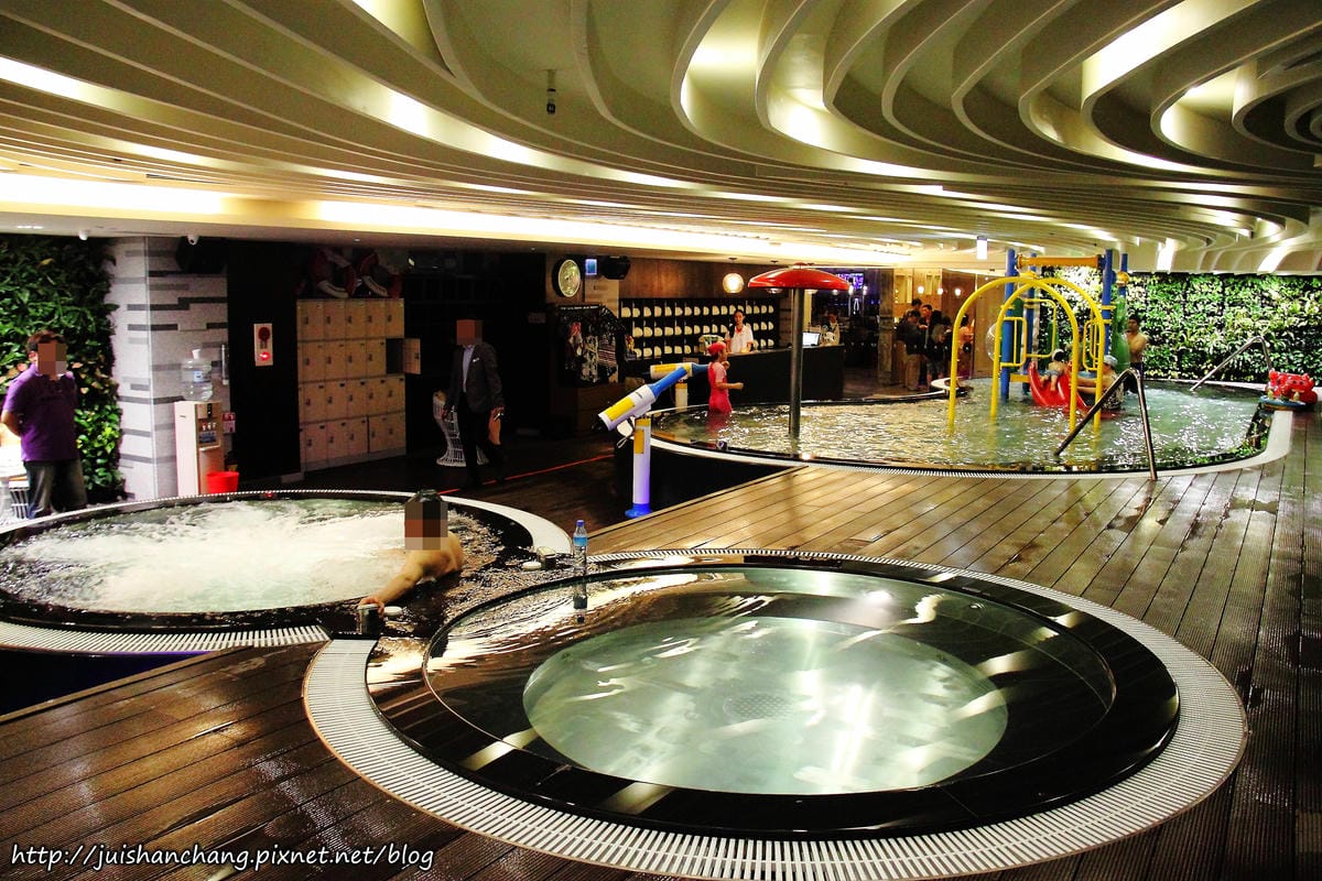 【食║新北萬里】野柳泊逸渡假酒店漁人廚房〜親水暢遊，海陸饗宴。當令鮮美海鮮Buffet吃到飽。野柳美食、美景親子一日遊！