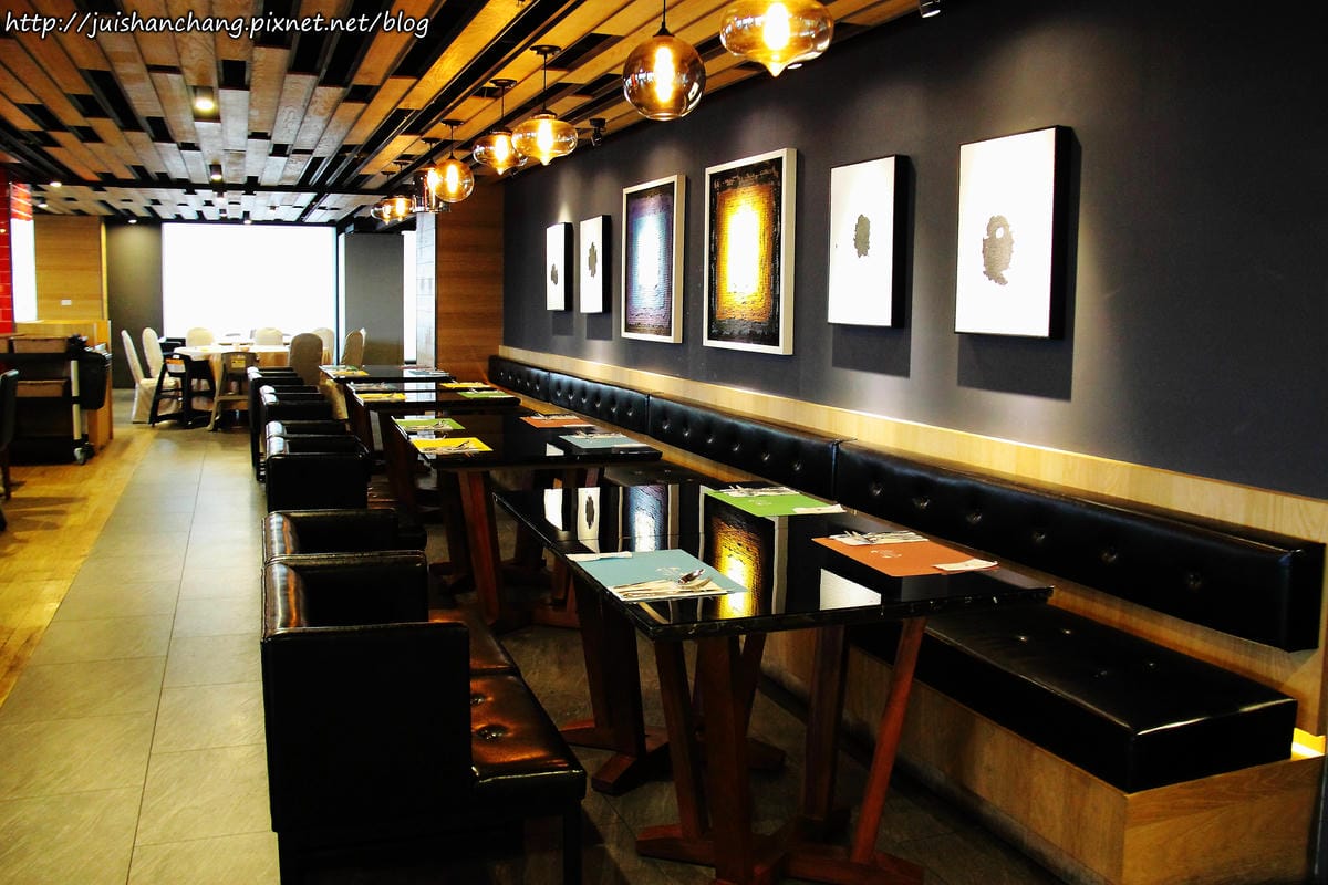 【食║新北萬里】野柳泊逸渡假酒店漁人廚房〜親水暢遊，海陸饗宴。當令鮮美海鮮Buffet吃到飽。野柳美食、美景親子一日遊！