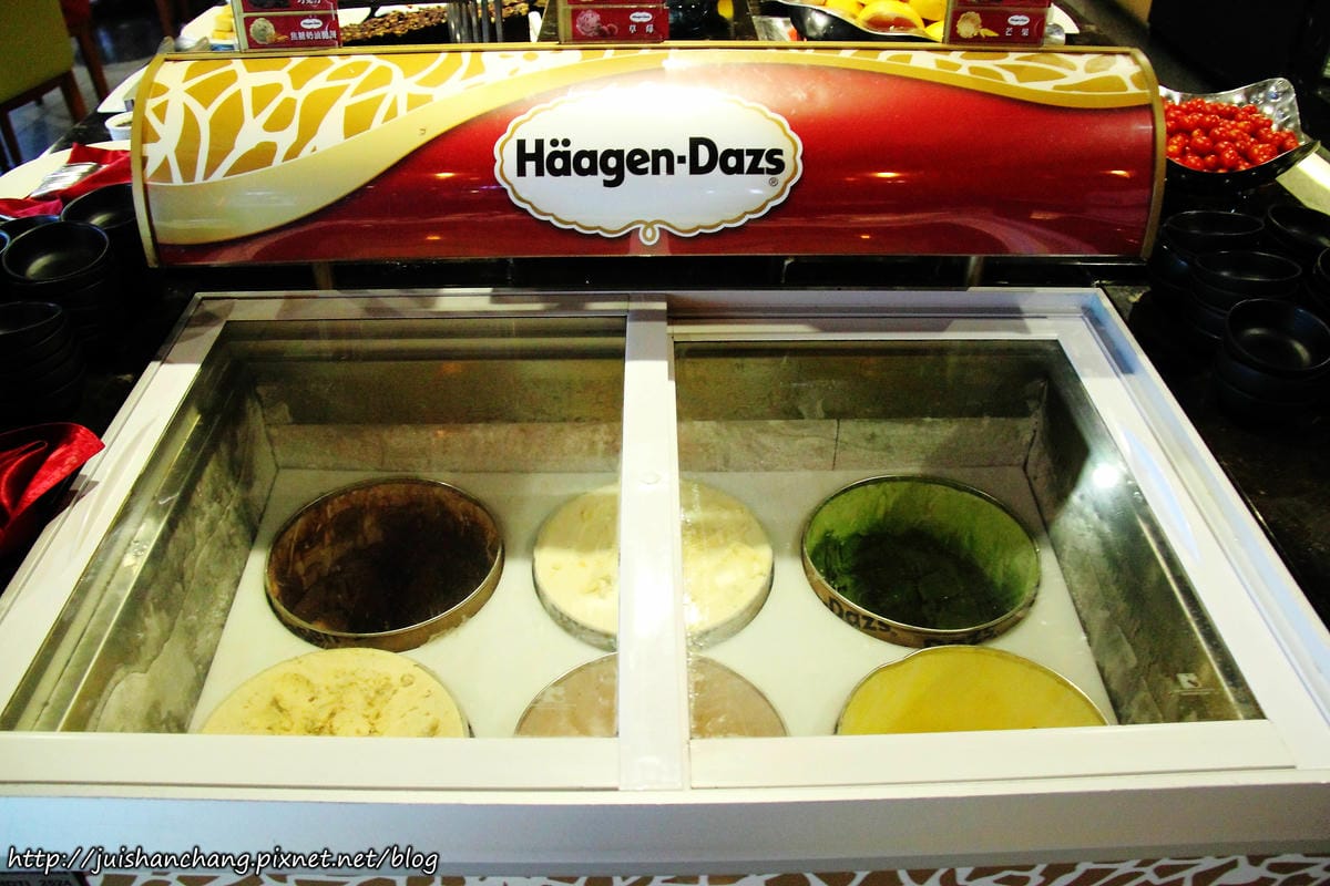 【食║新北萬里】野柳泊逸渡假酒店漁人廚房〜親水暢遊，海陸饗宴。當令鮮美海鮮Buffet吃到飽。野柳美食、美景親子一日遊！