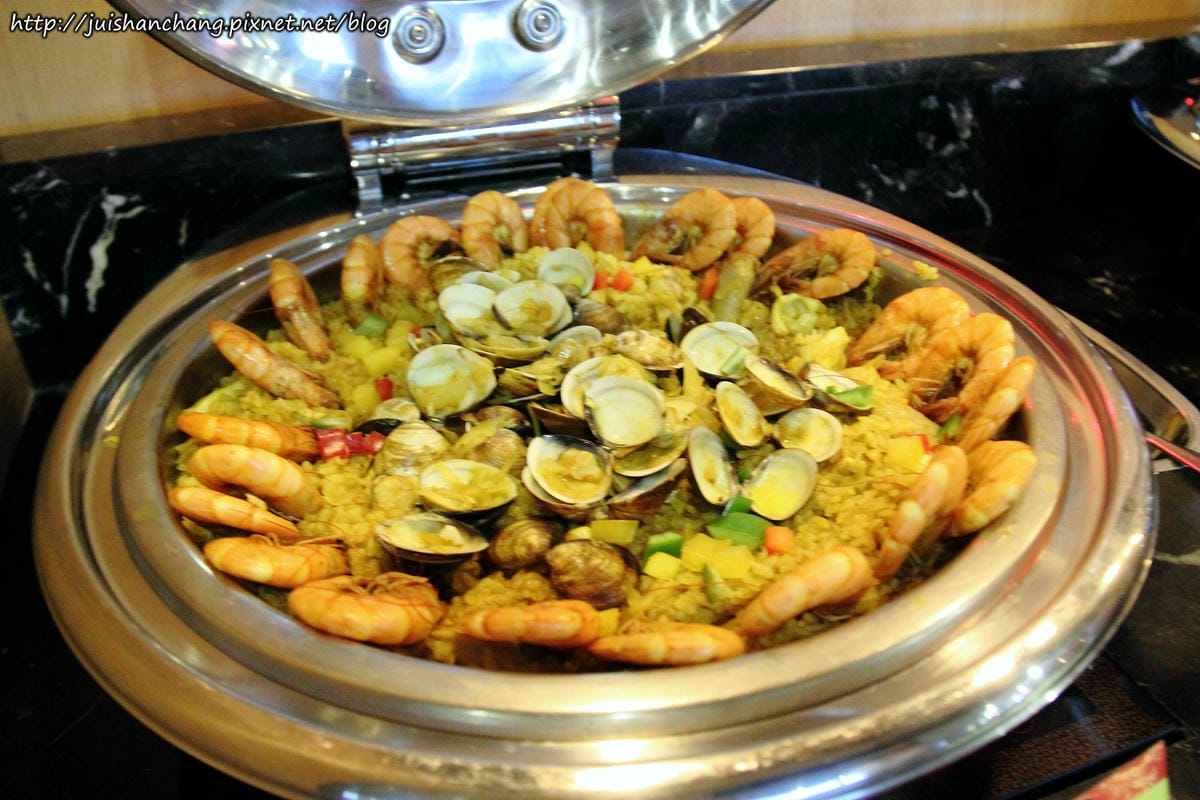 【食║新北萬里】野柳泊逸渡假酒店漁人廚房〜親水暢遊，海陸饗宴。當令鮮美海鮮Buffet吃到飽。野柳美食、美景親子一日遊！