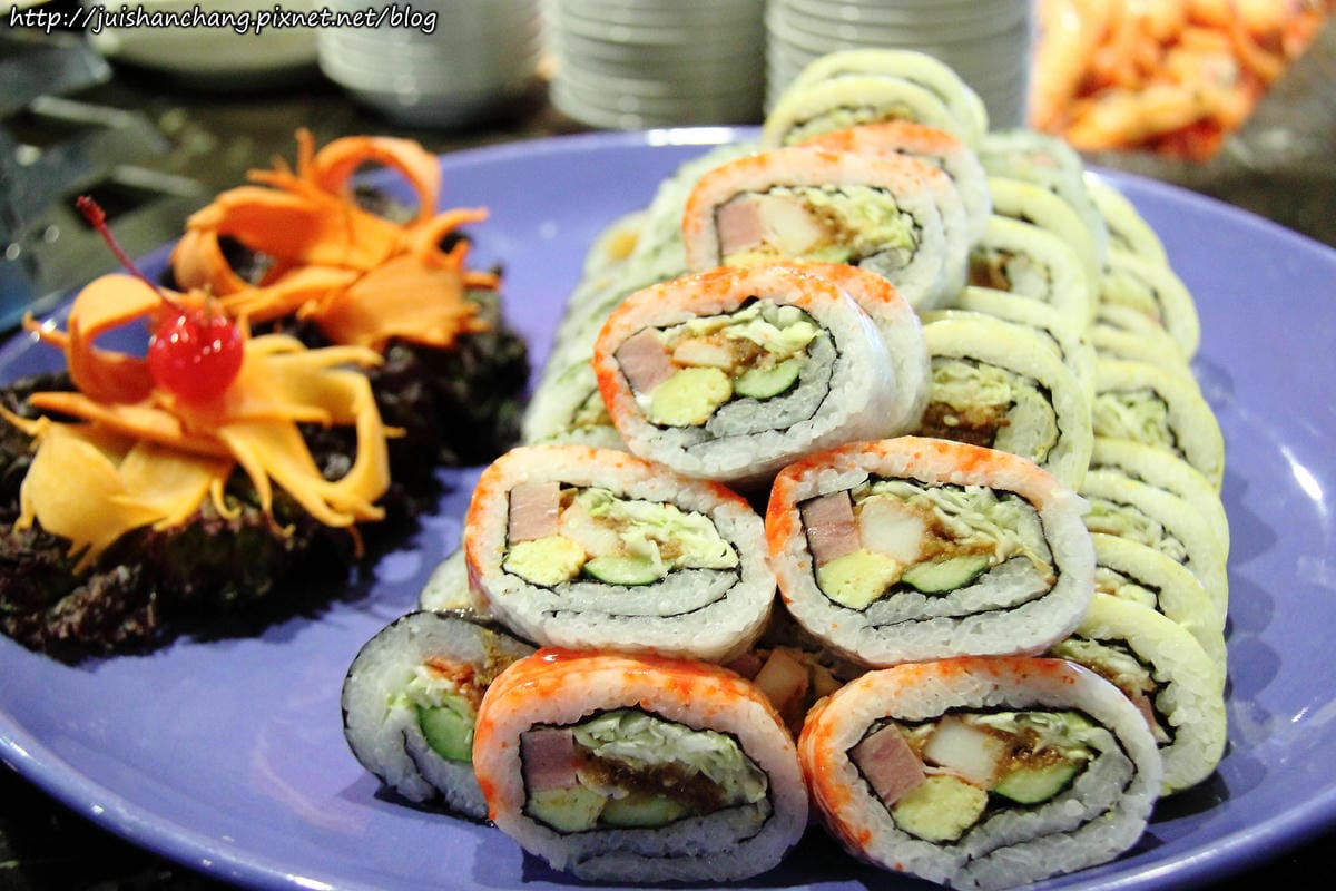 【食║新北萬里】野柳泊逸渡假酒店漁人廚房〜親水暢遊，海陸饗宴。當令鮮美海鮮Buffet吃到飽。野柳美食、美景親子一日遊！