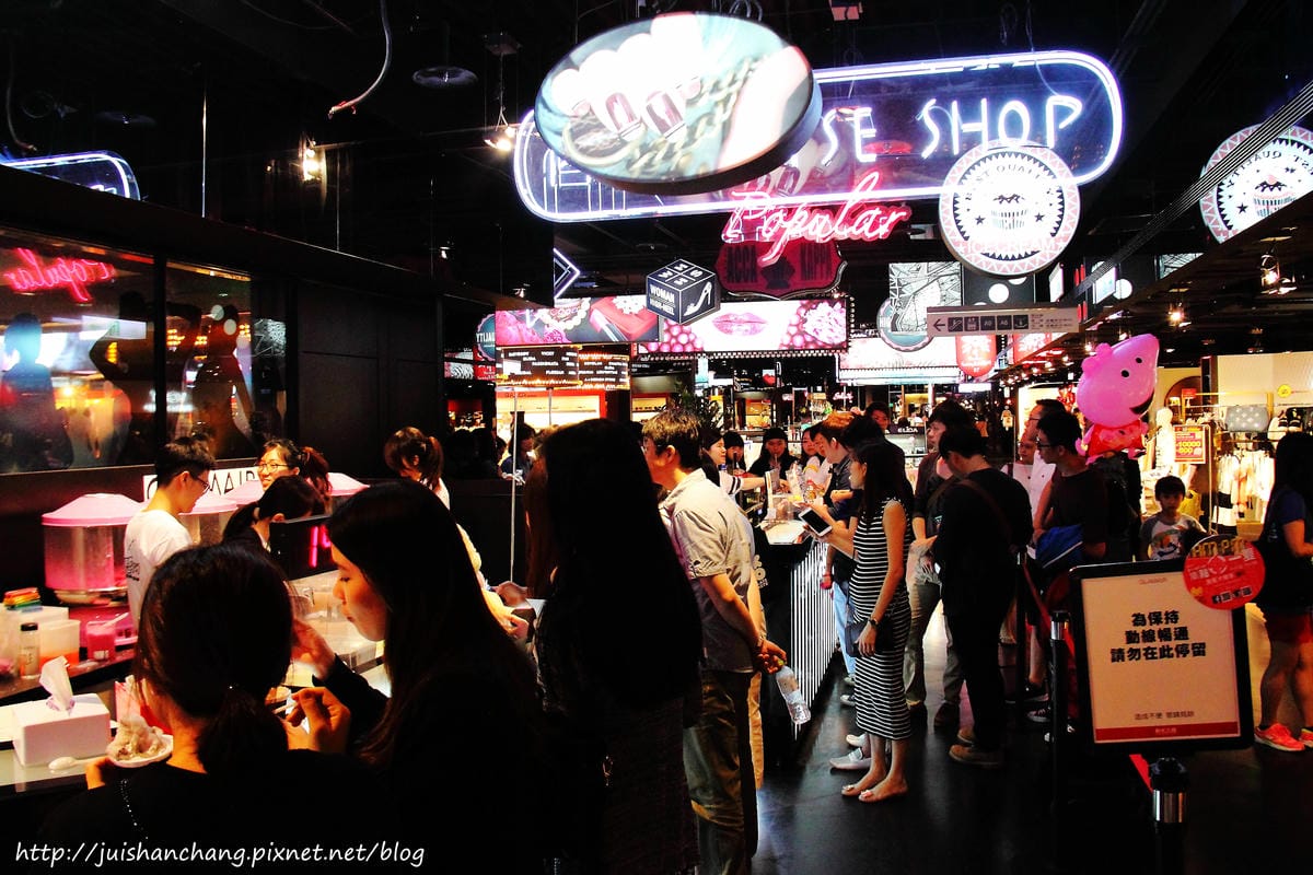 【食║台北】韓國GLAMAIR棉花糖冰淇淋〜雨天限量版烏雲棉花糖+彩虹棉花糖，棉花糖冰淇淋擄獲少女心。。。