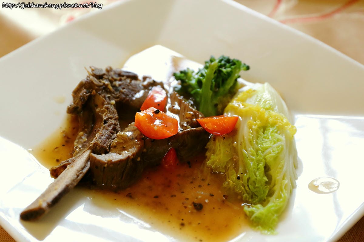 【食║南投】碧箱特色料理〜創意禪風無菜單料理景觀餐廳。遠離都市發現桃花源！