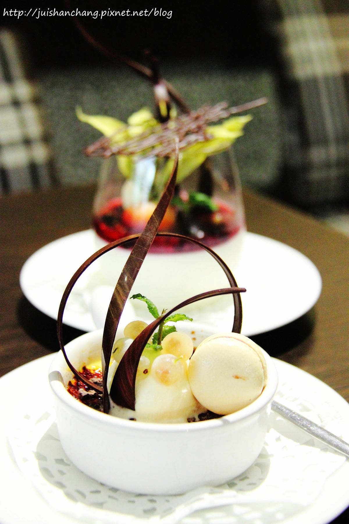 【食║新北蘆洲】魚缸珈琲〜魚缸裡沒有金魚，只有華麗的甜點。蘆洲人的秘密基地。