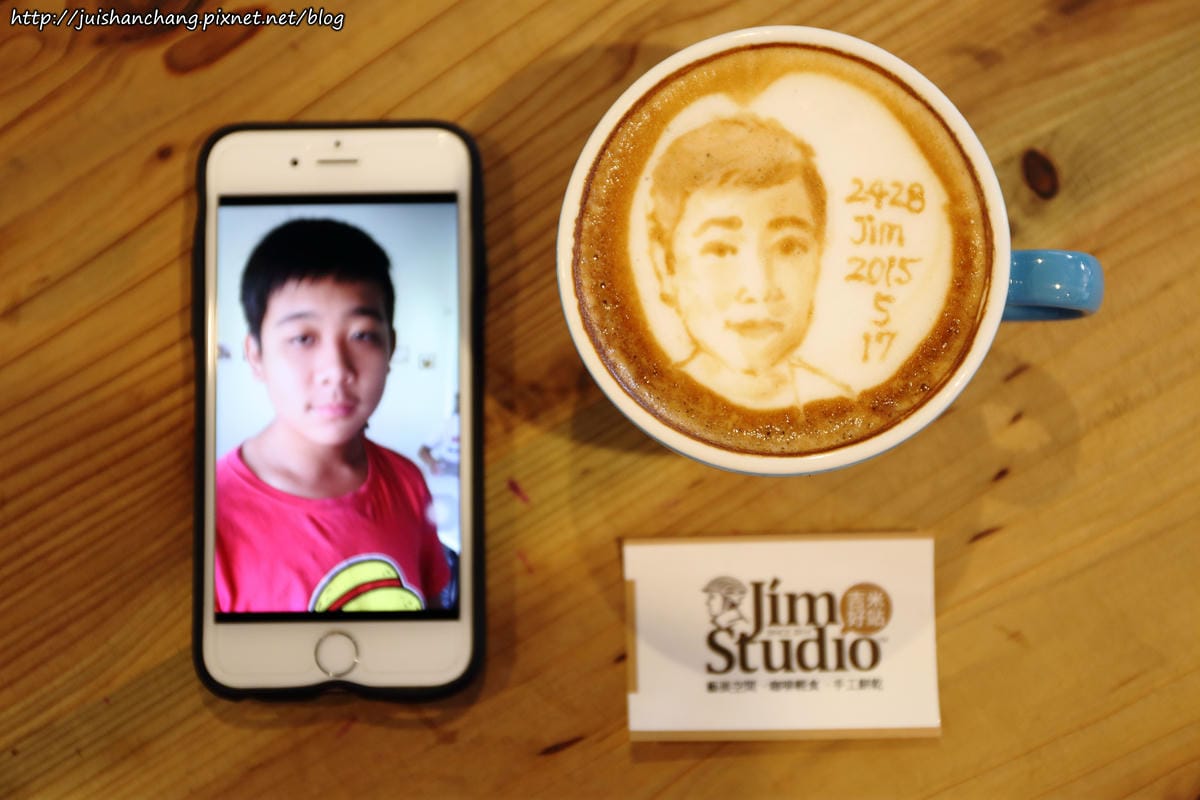 【食║彰化】吉米好站〜只屬於你的咖啡拉花。賣咖啡兼展畫的藝文咖啡館。