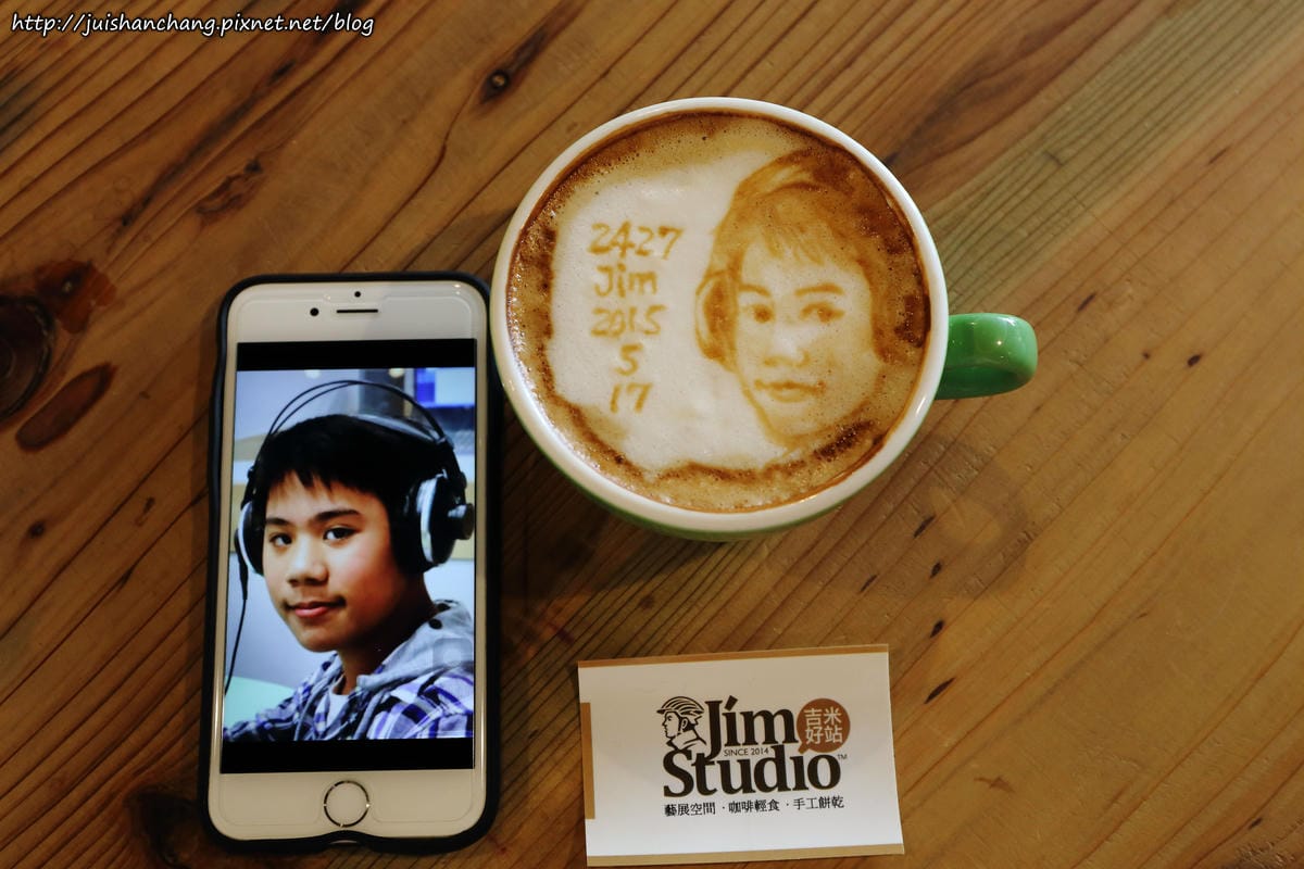 【食║彰化】吉米好站〜只屬於你的咖啡拉花。賣咖啡兼展畫的藝文咖啡館。