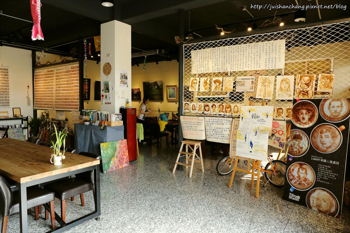 【食║彰化】吉米好站〜只屬於你的咖啡拉花。賣咖啡兼展畫的藝文咖啡館。