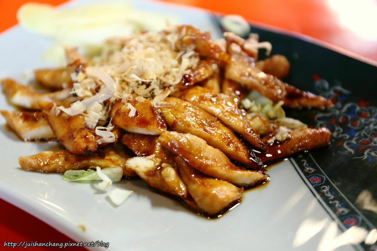 【食║彰化】沙里仙鱘龍魚餐廳〜美味鱘龍魚大餐。鱘龍魚好幾吃，全身都是寶！