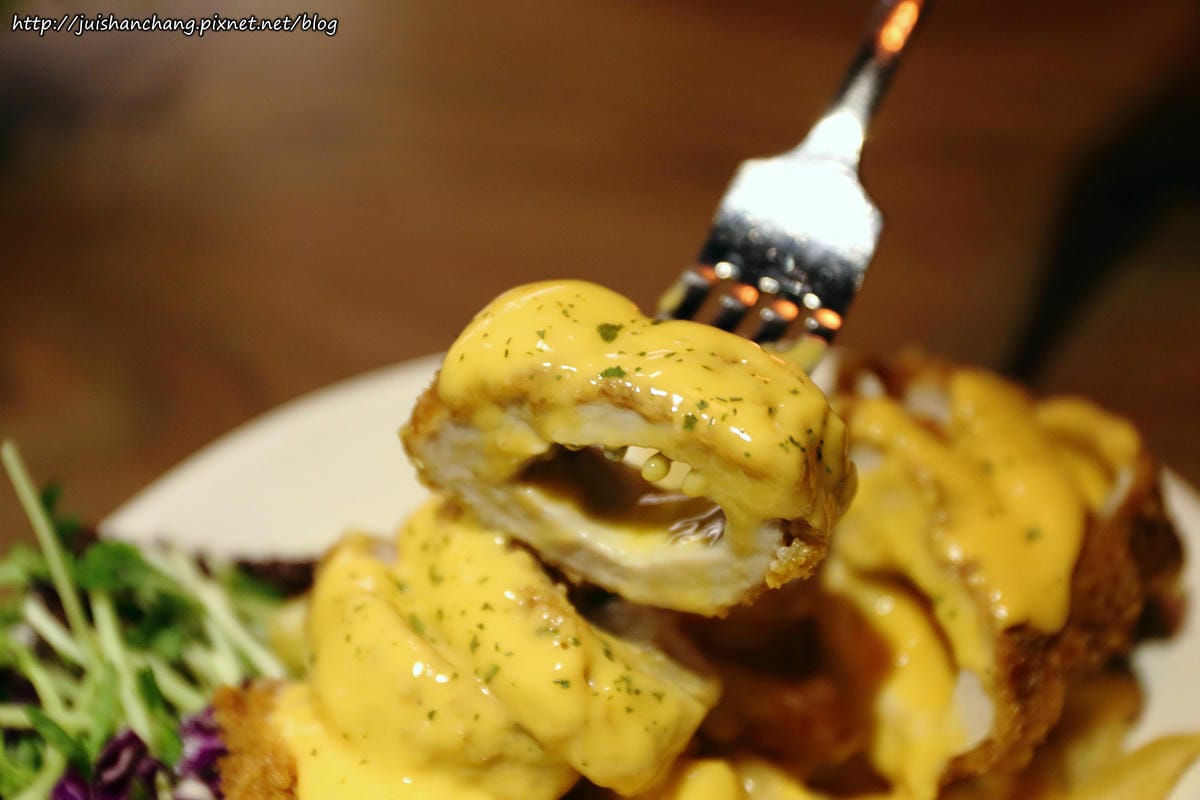 【食║台北】Move Deluxe 燄〜台北巷弄中的美食。新義式料理創意料理。獨特鳥籠裝潢。