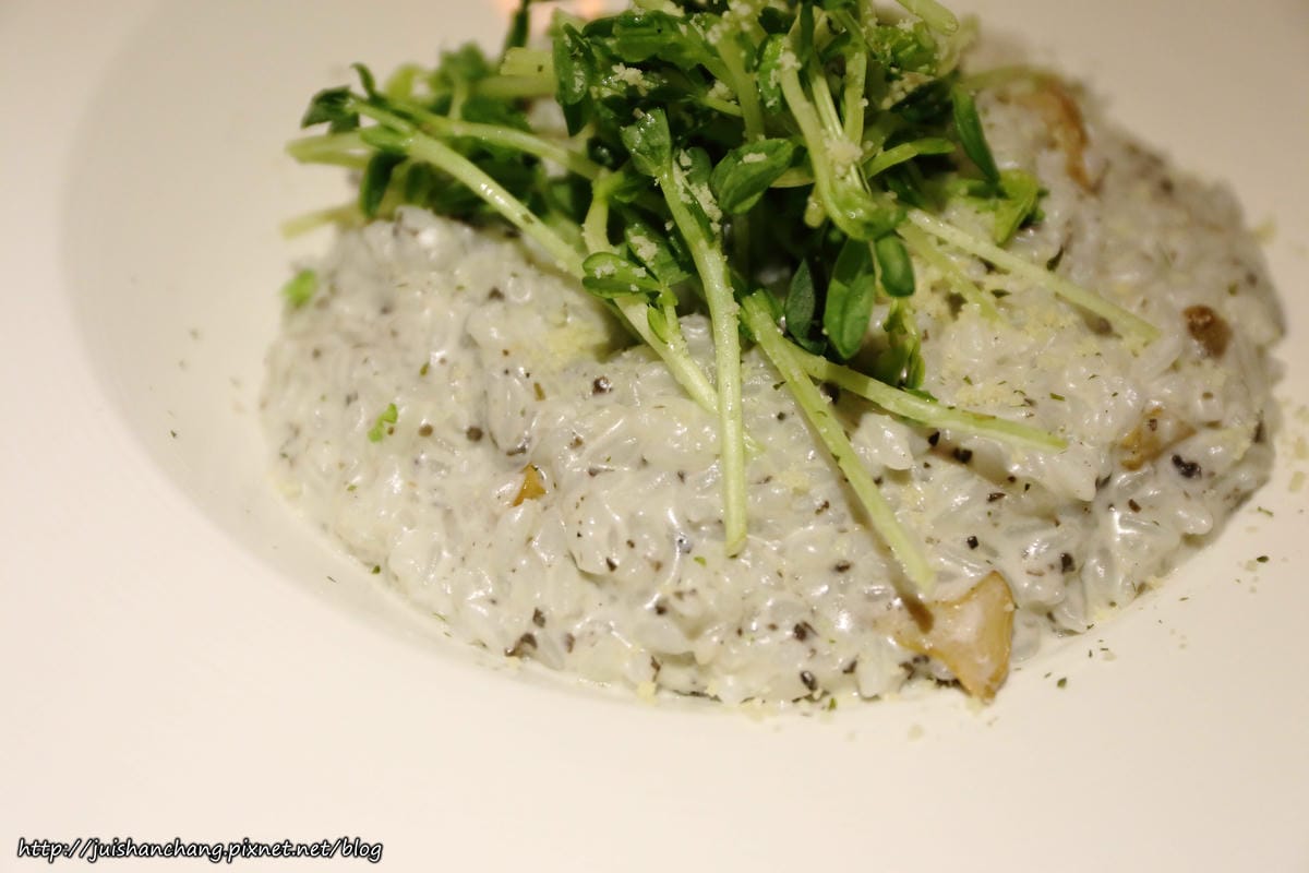 【食║台北】Move Deluxe 燄〜台北巷弄中的美食。新義式料理創意料理。獨特鳥籠裝潢。