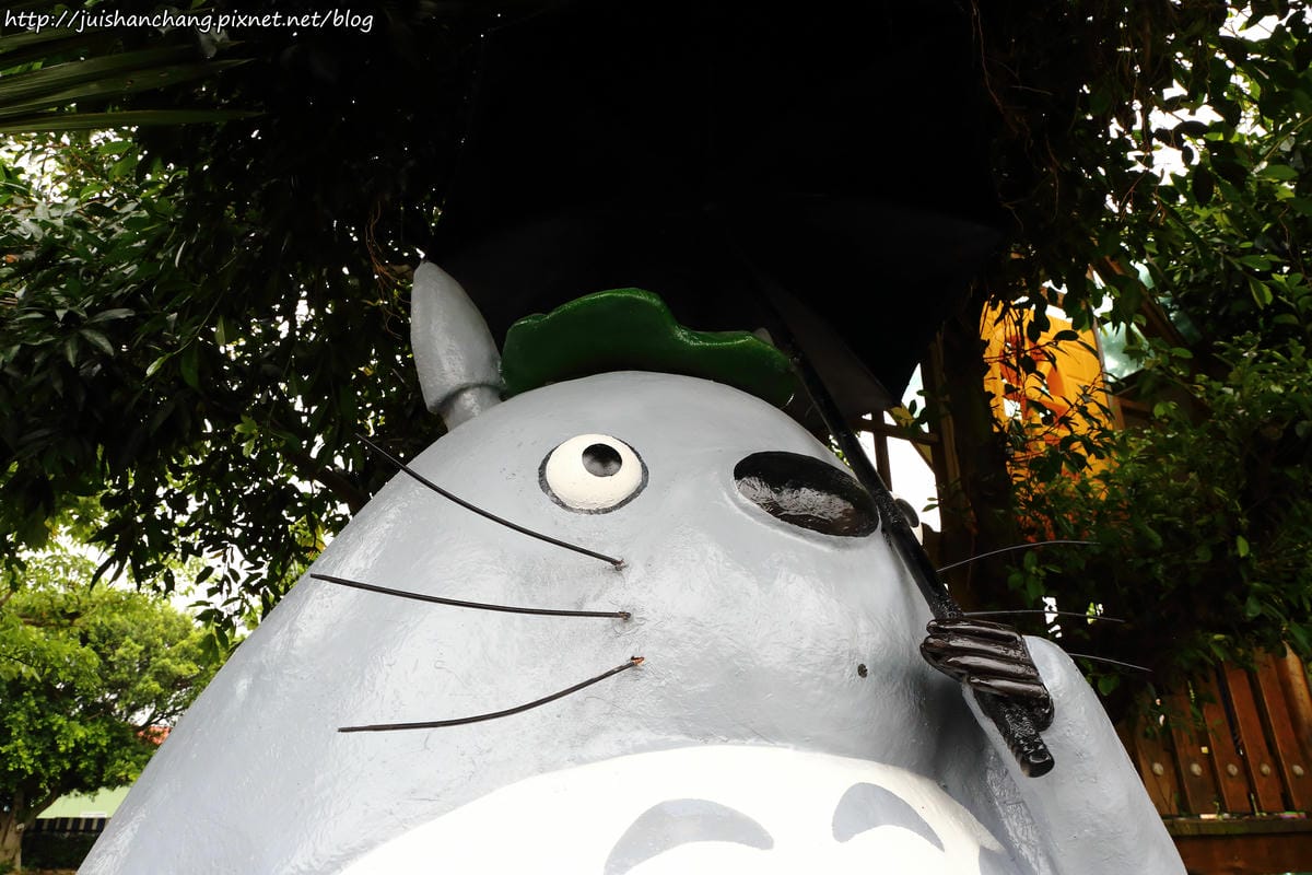 【遊║桃園觀音】龍貓公車站〜桃園新亮點。跟豆豆龍一起幸福等車吧！