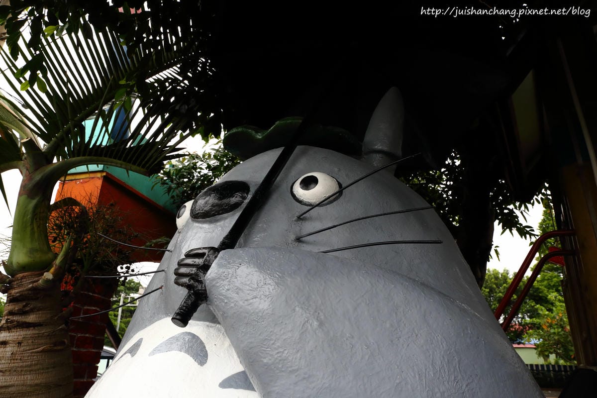 【遊║桃園觀音】龍貓公車站〜桃園新亮點。跟豆豆龍一起幸福等車吧！