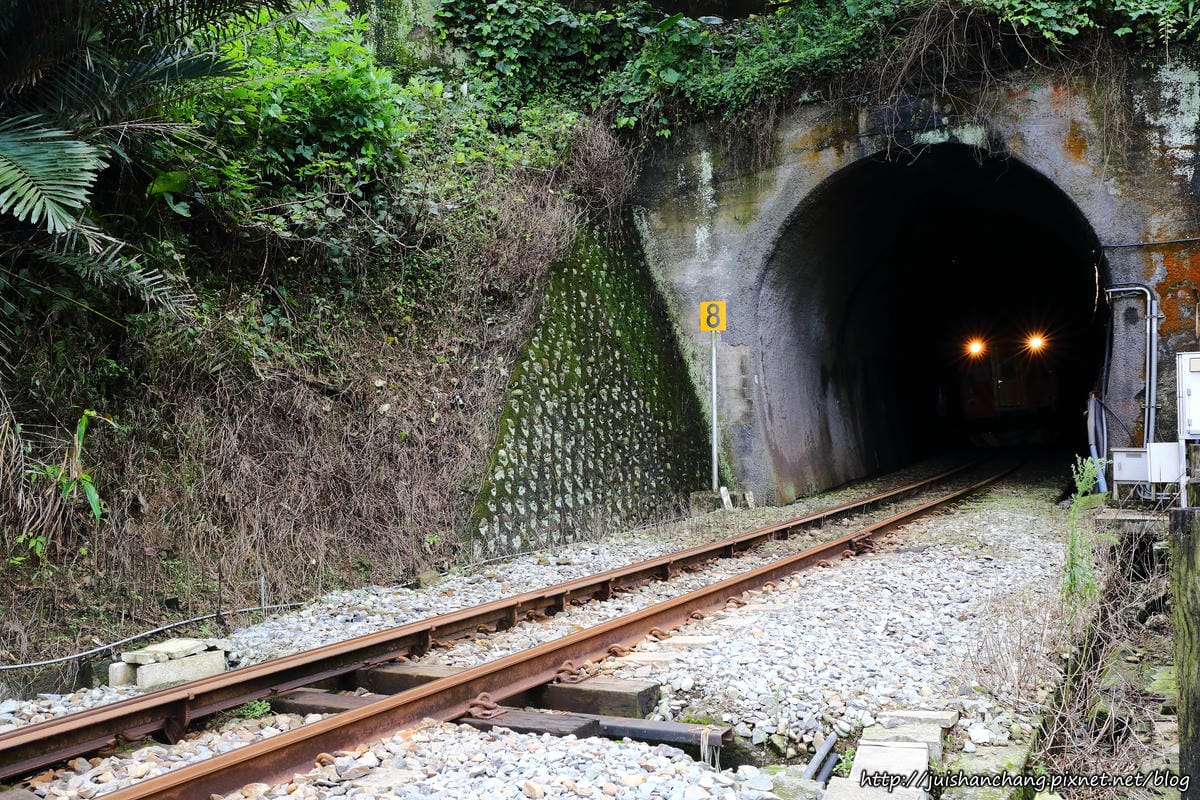 【遊║新竹】內灣愛情故事館〜浪漫新景點。景觀餐廳。婚紗拍攝基地。(已歇業)