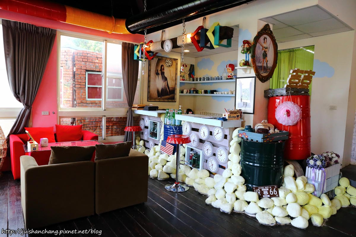 【遊║新竹】內灣愛情故事館〜浪漫新景點。景觀餐廳。婚紗拍攝基地。(已歇業)