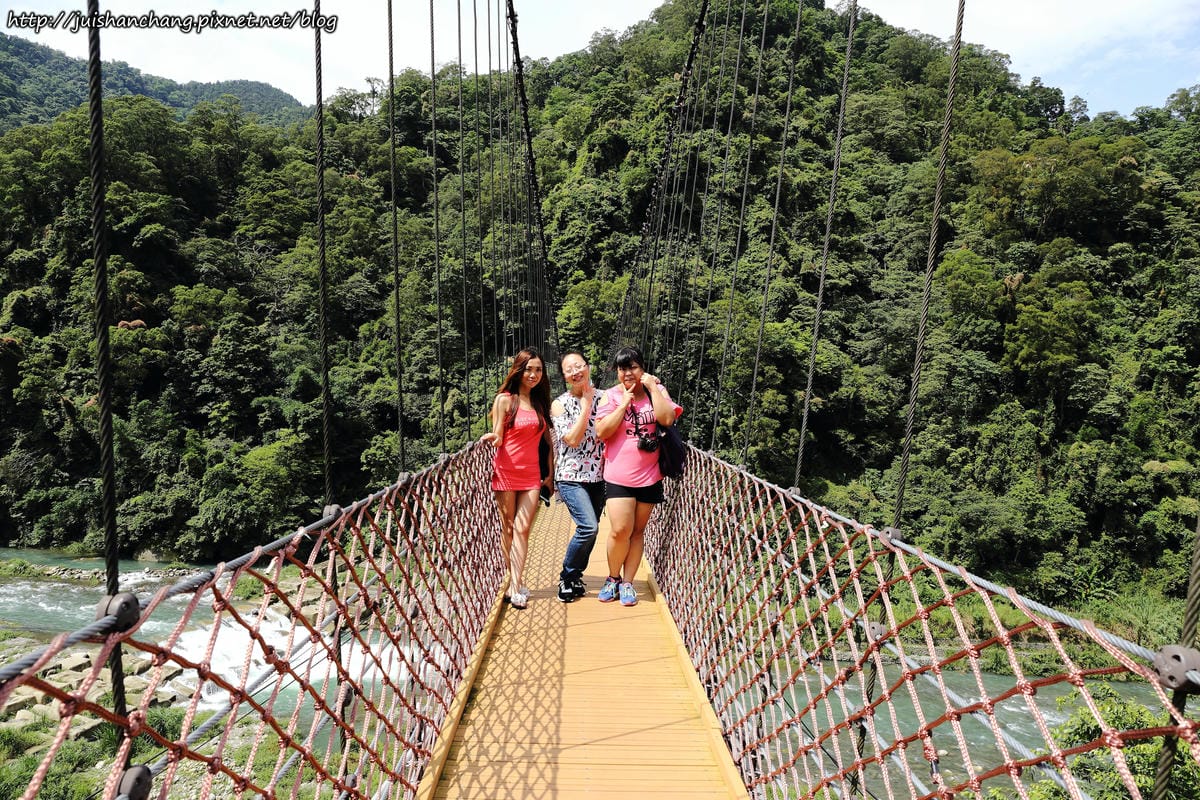 【遊║新竹】內灣愛情故事館〜浪漫新景點。景觀餐廳。婚紗拍攝基地。(已歇業)