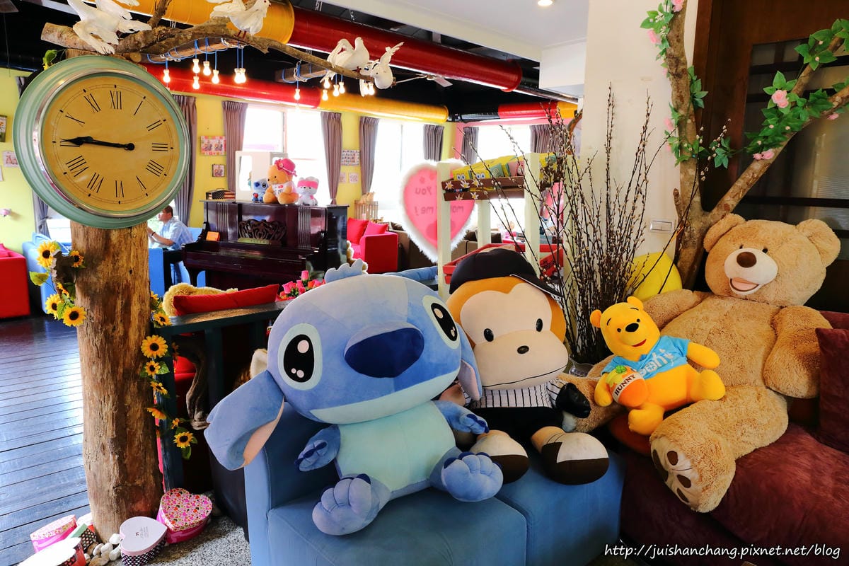 【遊║新竹】內灣愛情故事館〜浪漫新景點。景觀餐廳。婚紗拍攝基地。(已歇業)