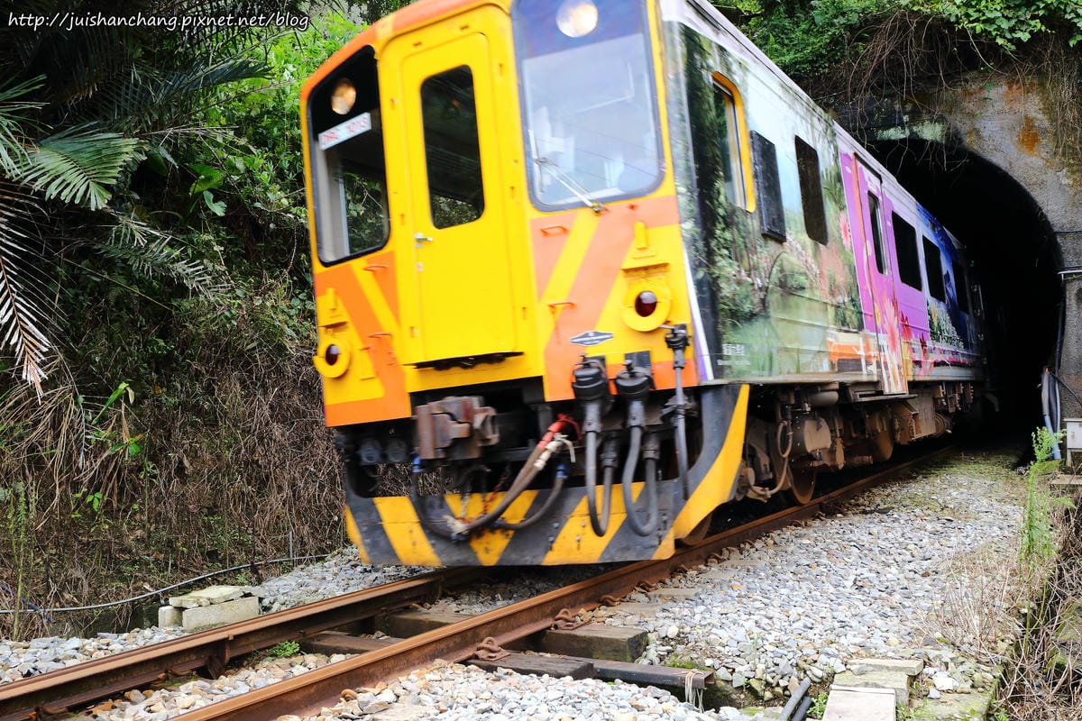 【遊║新竹】內灣愛情故事館〜浪漫新景點。景觀餐廳。婚紗拍攝基地。(已歇業)