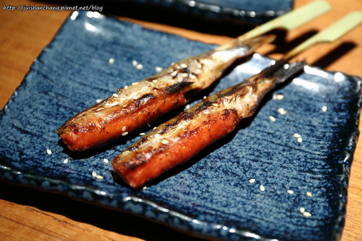 【食║台北】串場居酒屋 Kushi Bar〜好好吃之串燒名店推薦。適合嗨咖聚會的串燒居酒屋，下班後的小確幸！