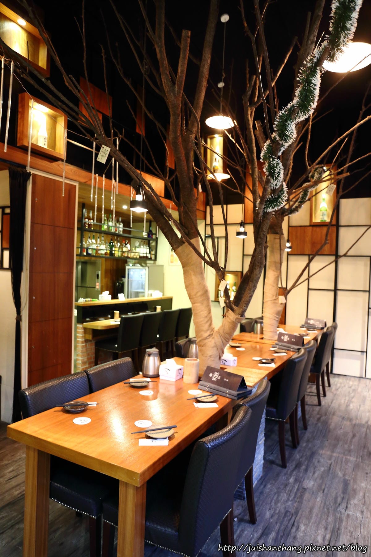 【食║台北】串場居酒屋 Kushi Bar〜好好吃之串燒名店推薦。適合嗨咖聚會的串燒居酒屋，下班後的小確幸！