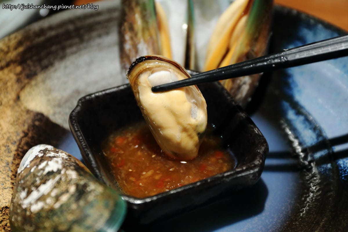 【食║台北】串場居酒屋 Kushi Bar〜好好吃之串燒名店推薦。適合嗨咖聚會的串燒居酒屋，下班後的小確幸！