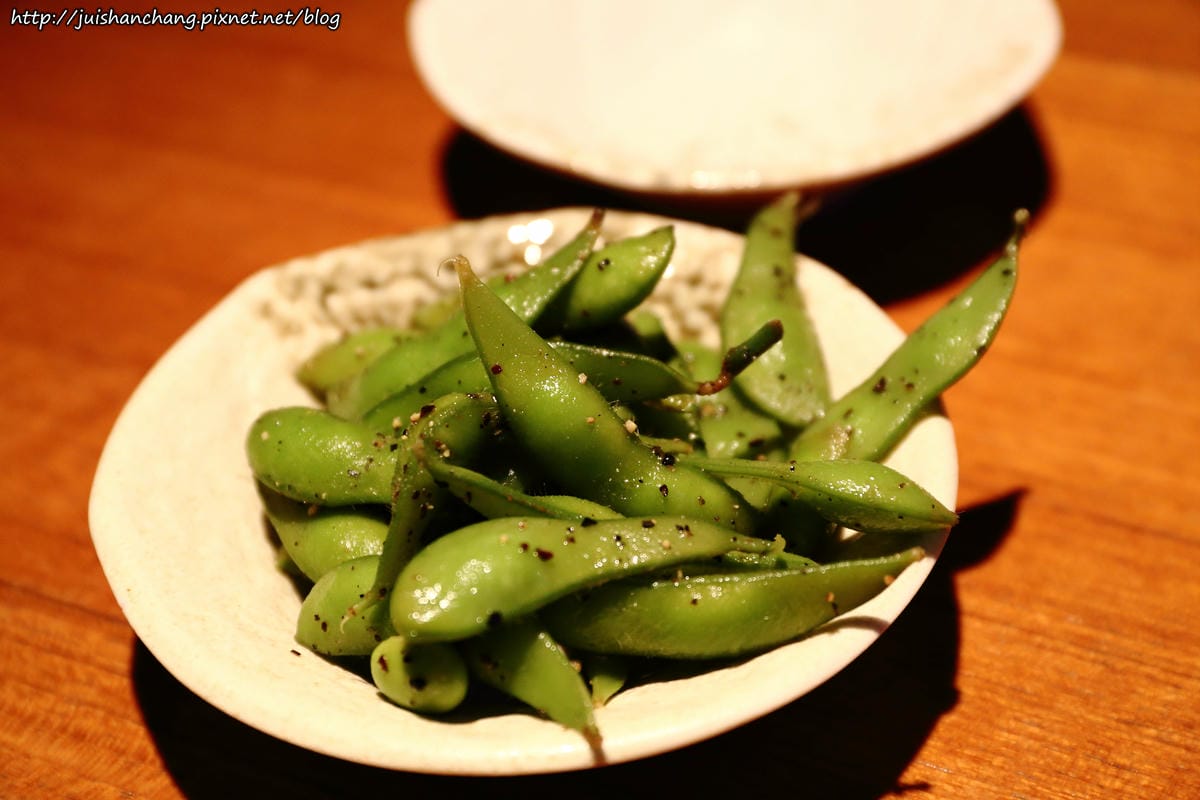 【食║台北】串場居酒屋 Kushi Bar〜好好吃之串燒名店推薦。適合嗨咖聚會的串燒居酒屋，下班後的小確幸！