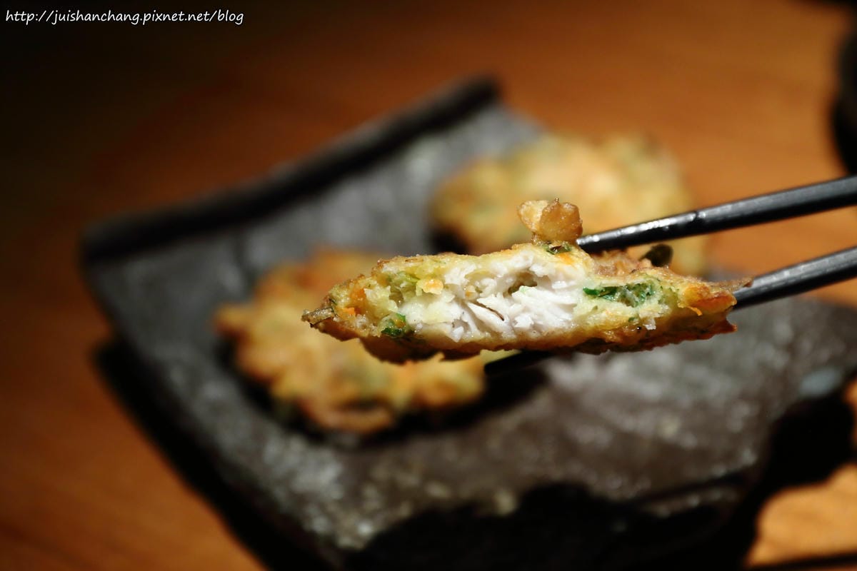 【食║台北】串場居酒屋 Kushi Bar〜好好吃之串燒名店推薦。適合嗨咖聚會的串燒居酒屋，下班後的小確幸！