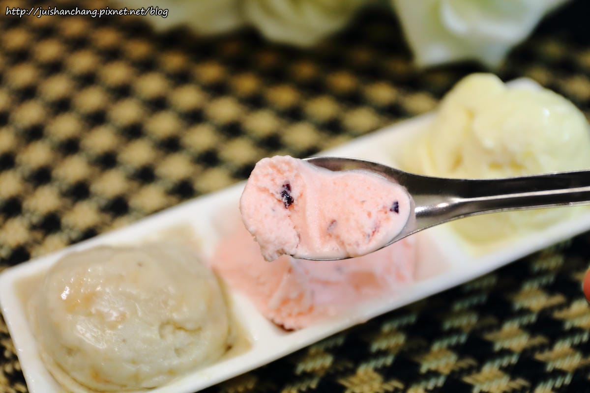 【廣宣║網購宅配】艾思頓 Ice Cotton義式冰淇淋〜夏天就是愛吃冰。一口不簡單的冰淇淋。