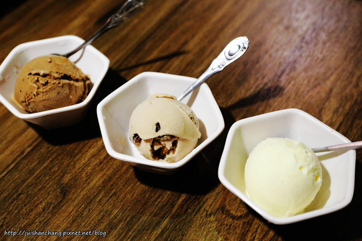 【食║台北】劉震川日韓大食館〜全新韓式火烤兩吃/自在吃一人份部隊鍋/國父紀念館巷弄美食