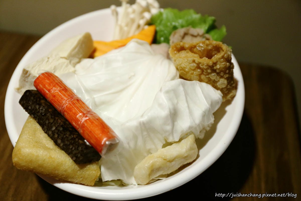 【食║台北】劉震川日韓大食館〜全新韓式火烤兩吃/自在吃一人份部隊鍋/國父紀念館巷弄美食