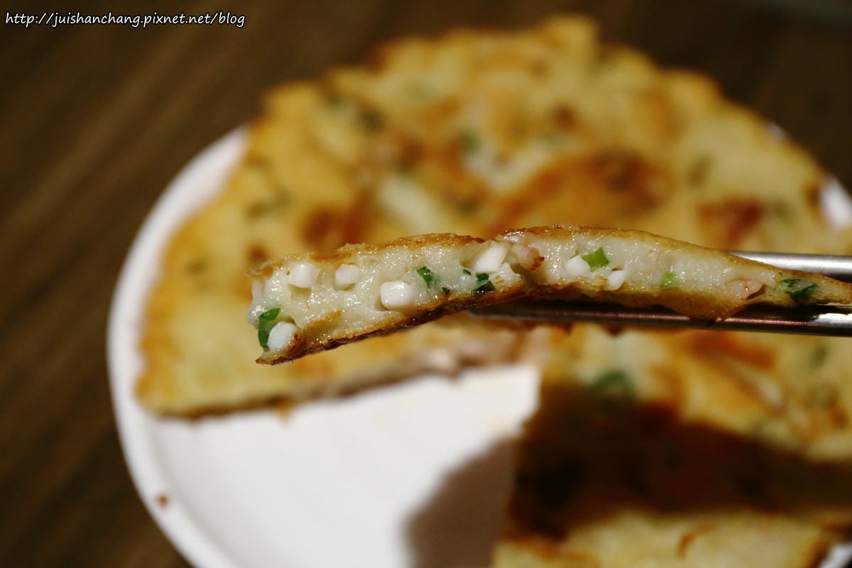 【食║台北】劉震川日韓大食館〜全新韓式火烤兩吃/自在吃一人份部隊鍋/國父紀念館巷弄美食