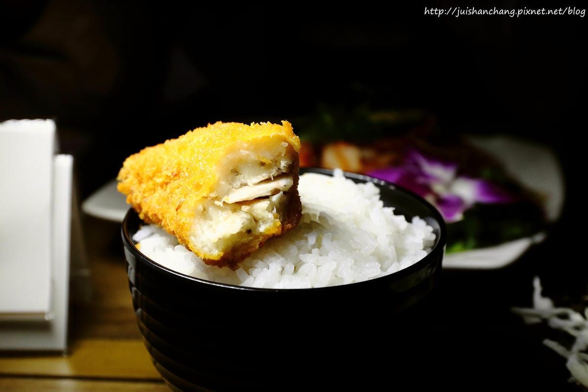 【食║台北】士林夜市。FB食尚曼谷〜百年古厝變身泰式創意料理，平價異國美食藏夜市，內行人才知道！