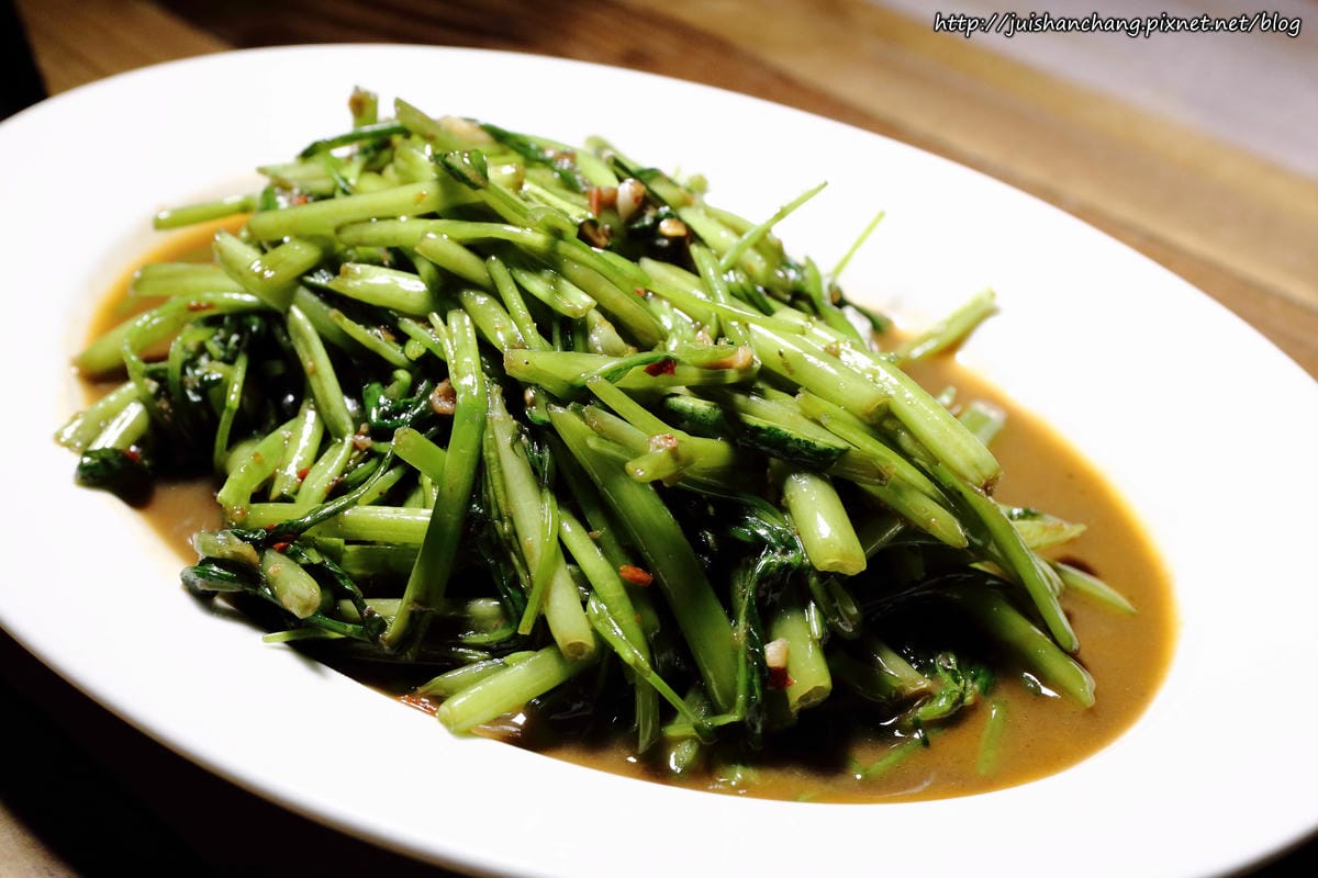 【食║台北】士林夜市。FB食尚曼谷〜百年古厝變身泰式創意料理，平價異國美食藏夜市，內行人才知道！