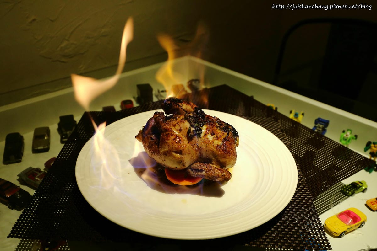 【食║台北】45區公寓〜跨國界創意料理。生日最大，壽星來吃最划算！